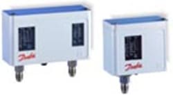 Danfoss Реле низкого давления в исполнении со штуцером под отбортовку KP1 арт. 060-110366